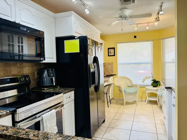 $420,000 | 7426 Pinewalk Drive South, Unit 7426, Margate, FL 33063