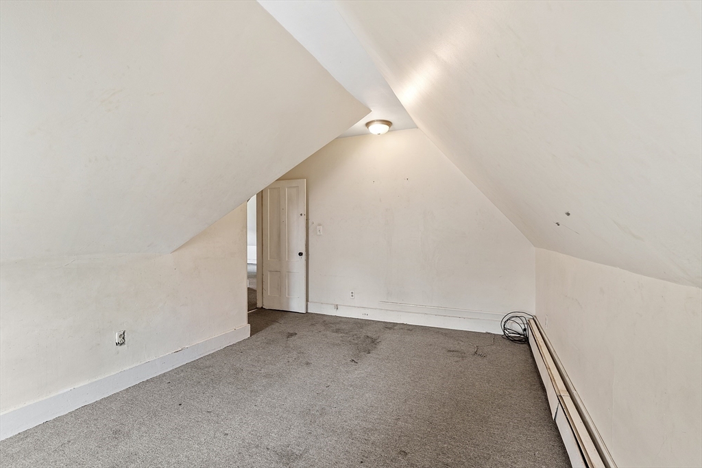 52 Cedar Street Worcester, MA 01609 - Photo 22 of 36