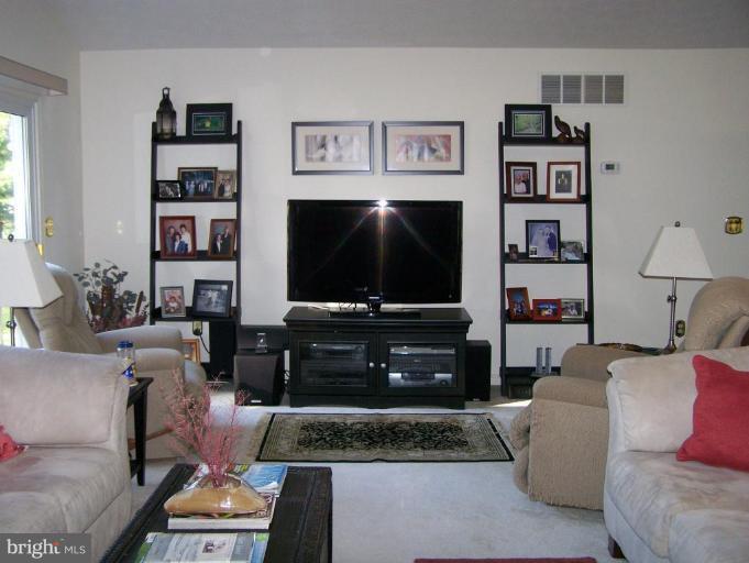 703 Long Point Road Grasonville, MD 21638 - Photo 12 of 28 Family Room #2