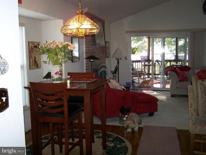703 Long Point Road Grasonville, MD 21638 - Photo 10 of 28 Family Room