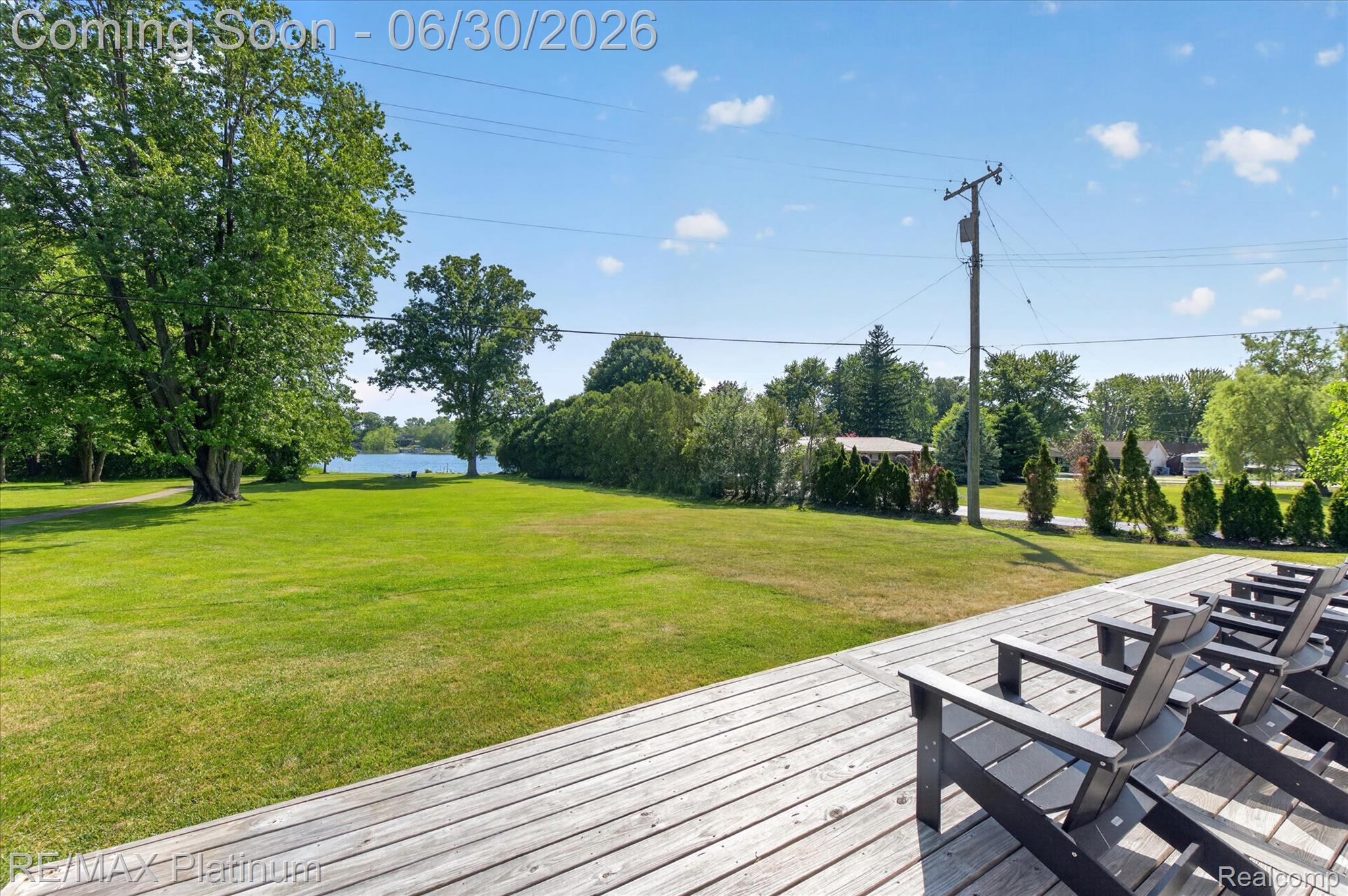 1462 South Hughes Road Howell, MI 48843 - Photo 4 of 37 Lakefront to Lake Chemung
