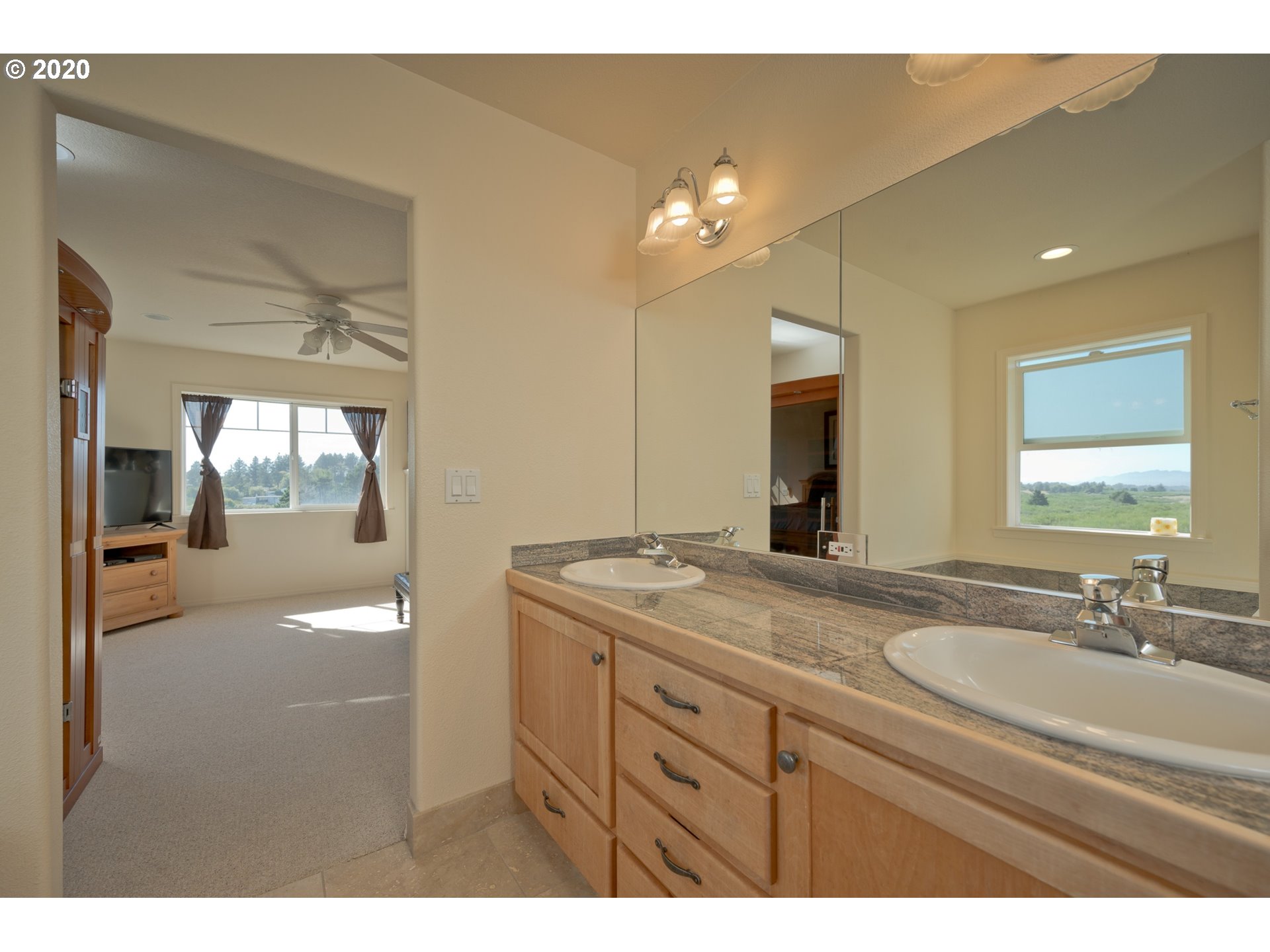 90471 E Road Warrenton, OR 97146 - Photo 14 of 32 Gallery Image 14