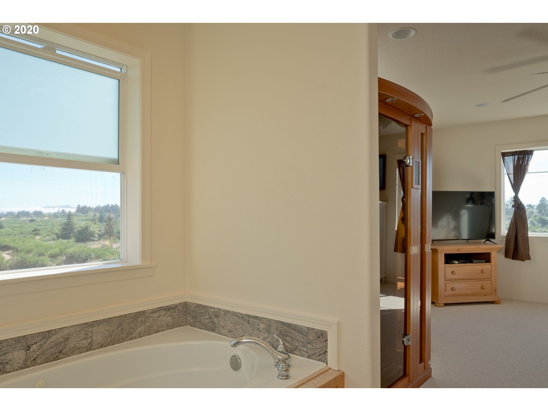 90471 E Road Warrenton, OR 97146 - Photo 15 of 32 Gallery Image 15