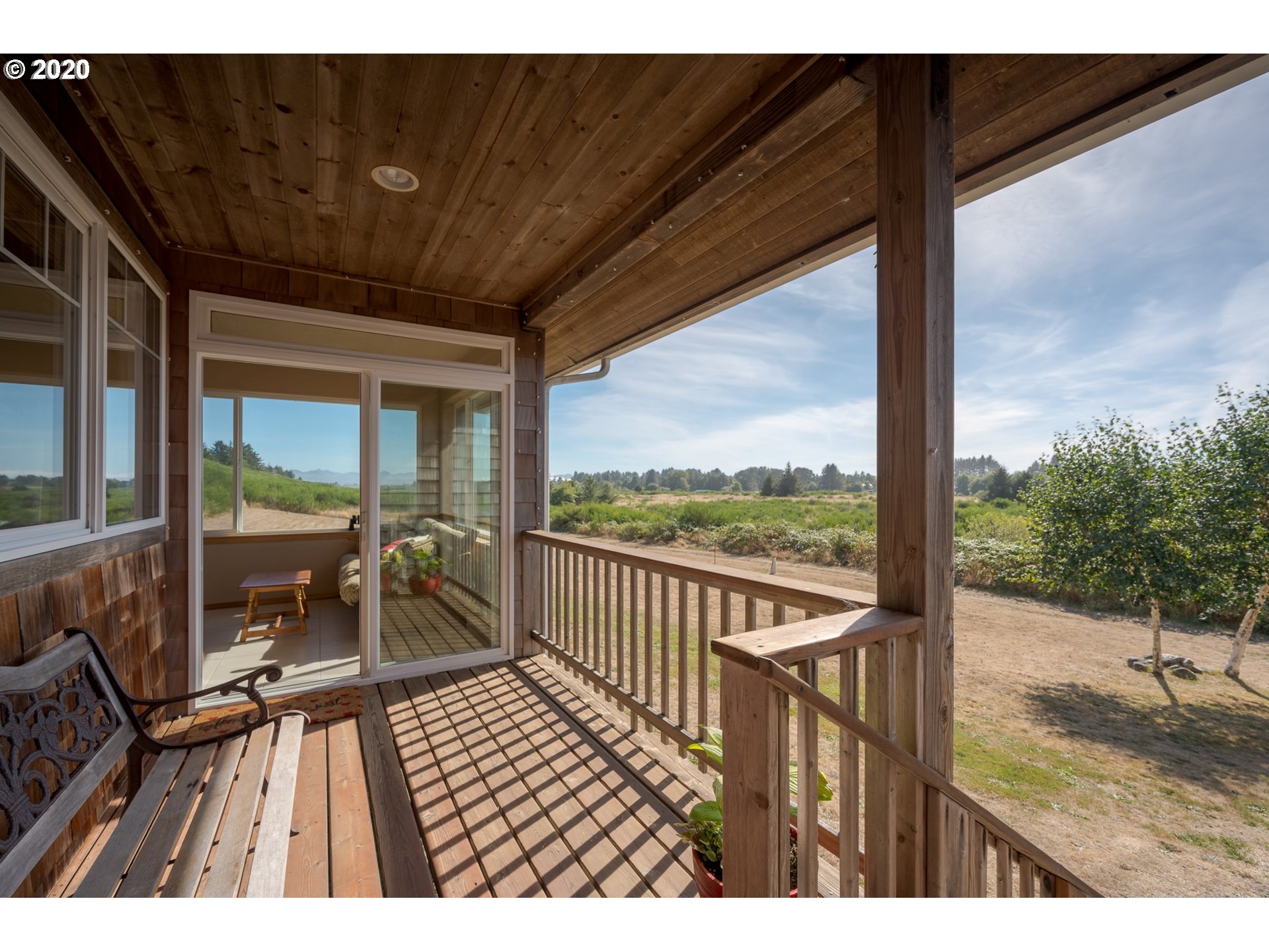 90471 E Road Warrenton, OR 97146 - Photo 4 of 32 Gallery Image 4