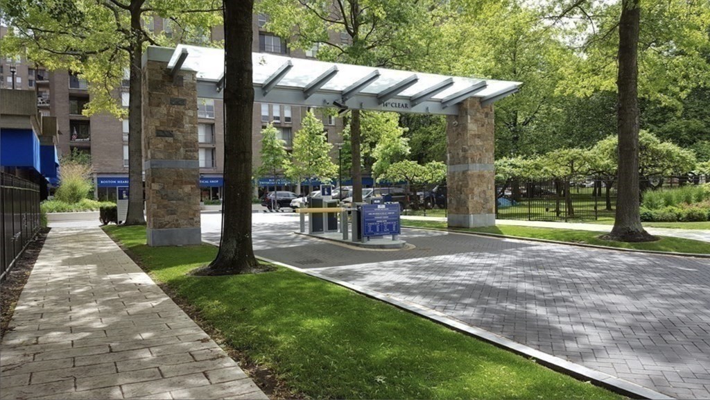 44 Washington Street, Unit 1010 Brookline, MA 02445 - Photo 2 of 15