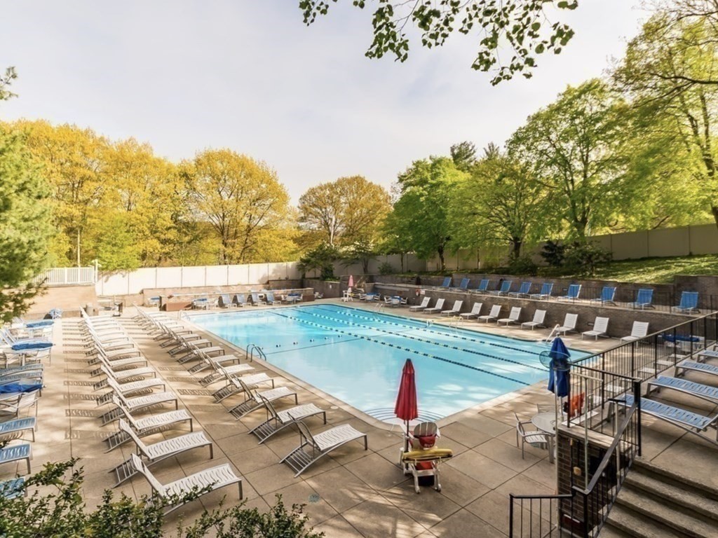 44 Washington Street, Unit 1010 Brookline, MA 02445 - Photo 10 of 15