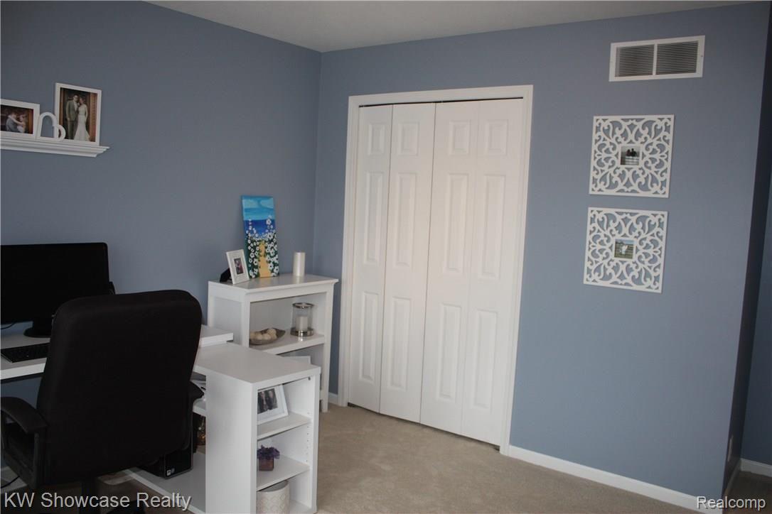 6220 Atlas Road Grand Blanc, MI 48439 - Photo 20 of 51 IMG_7815.JPG