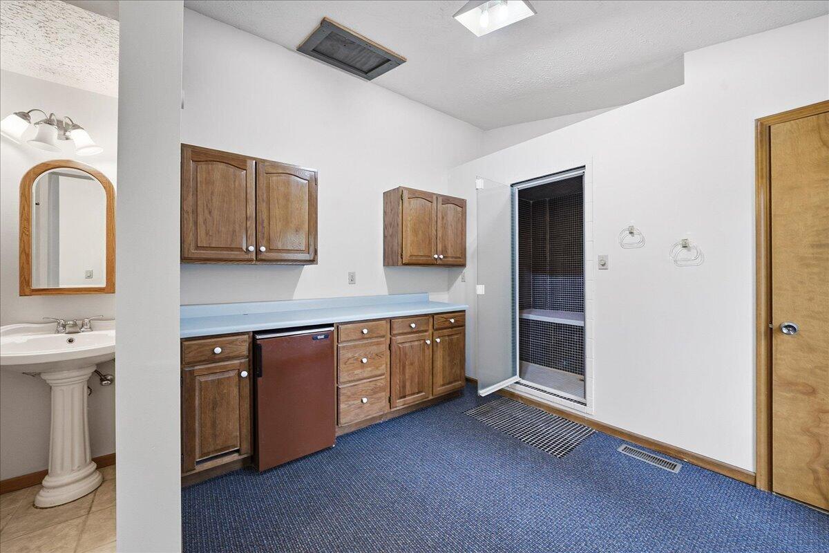 718 North Old Suman Road Valparaiso, IN 46383 - Photo 44 of 56 1200x800