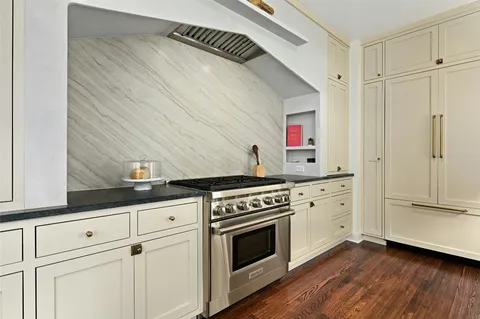 $2,375,000 | 1712 Hartford Road, Austin, TX 78703