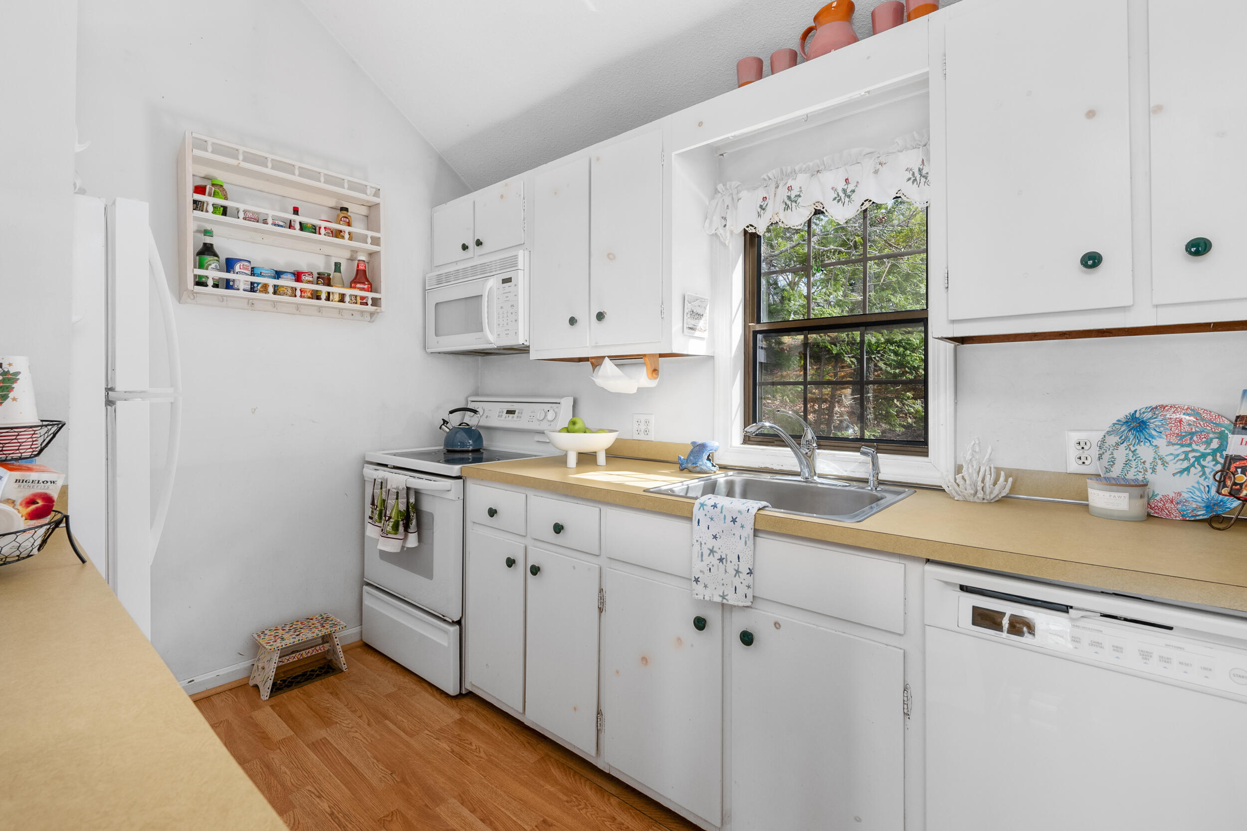 15 Great Hill Road Sandwich, MA 02563 - Photo 8 of 38 8a