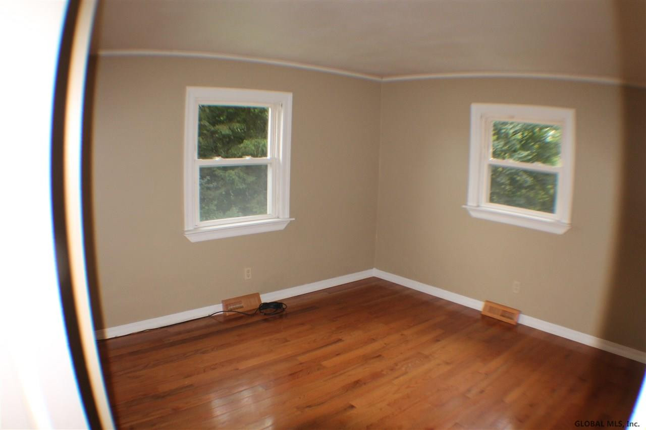 155 McQuade Road Amsterdam, NY 12010 - Photo 12 of 14 Photo 12