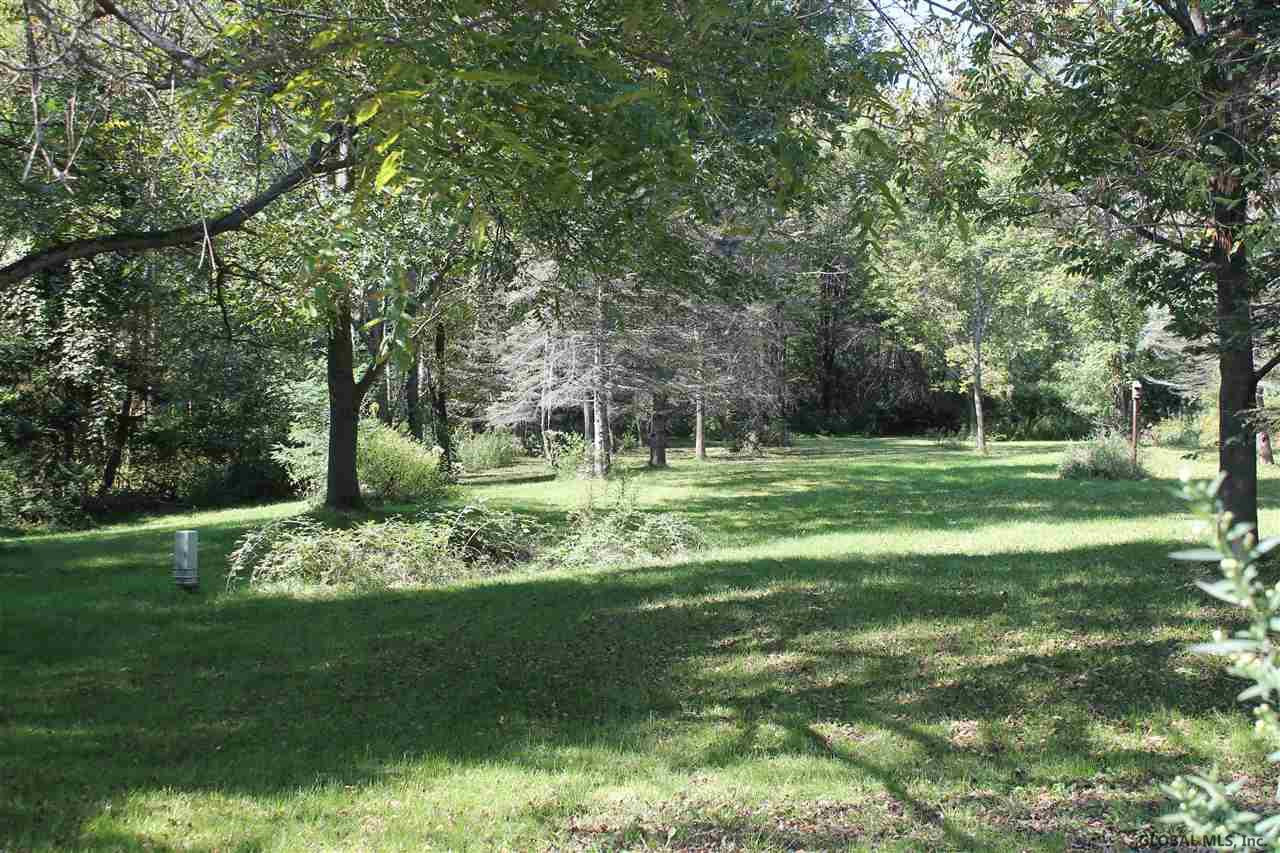 155 McQuade Road Amsterdam, NY 12010 - Photo 4 of 14 Photo 4