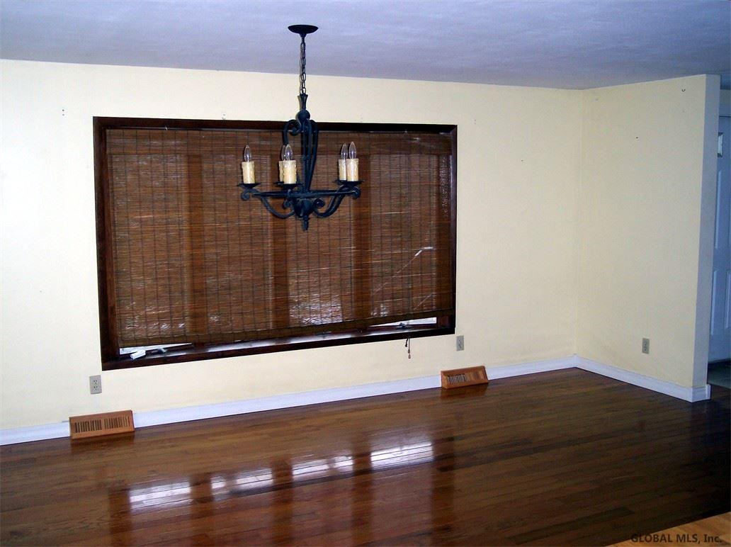 155 McQuade Road Amsterdam, NY 12010 - Photo 7 of 14 Photo 7