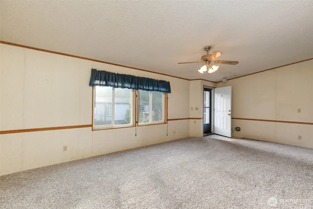 $70,000 | 4695 North Park Acres Drive, Unit 13, Oak Harbor, WA 98277