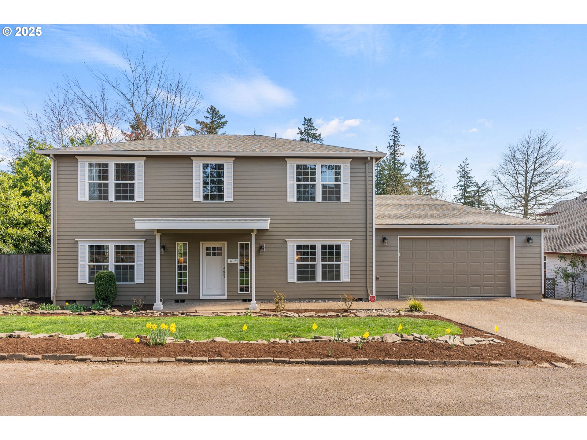 14728 Southwest 117th Place Portland, OR 97224 - Photo 2 of 48 Gallery Image 2
