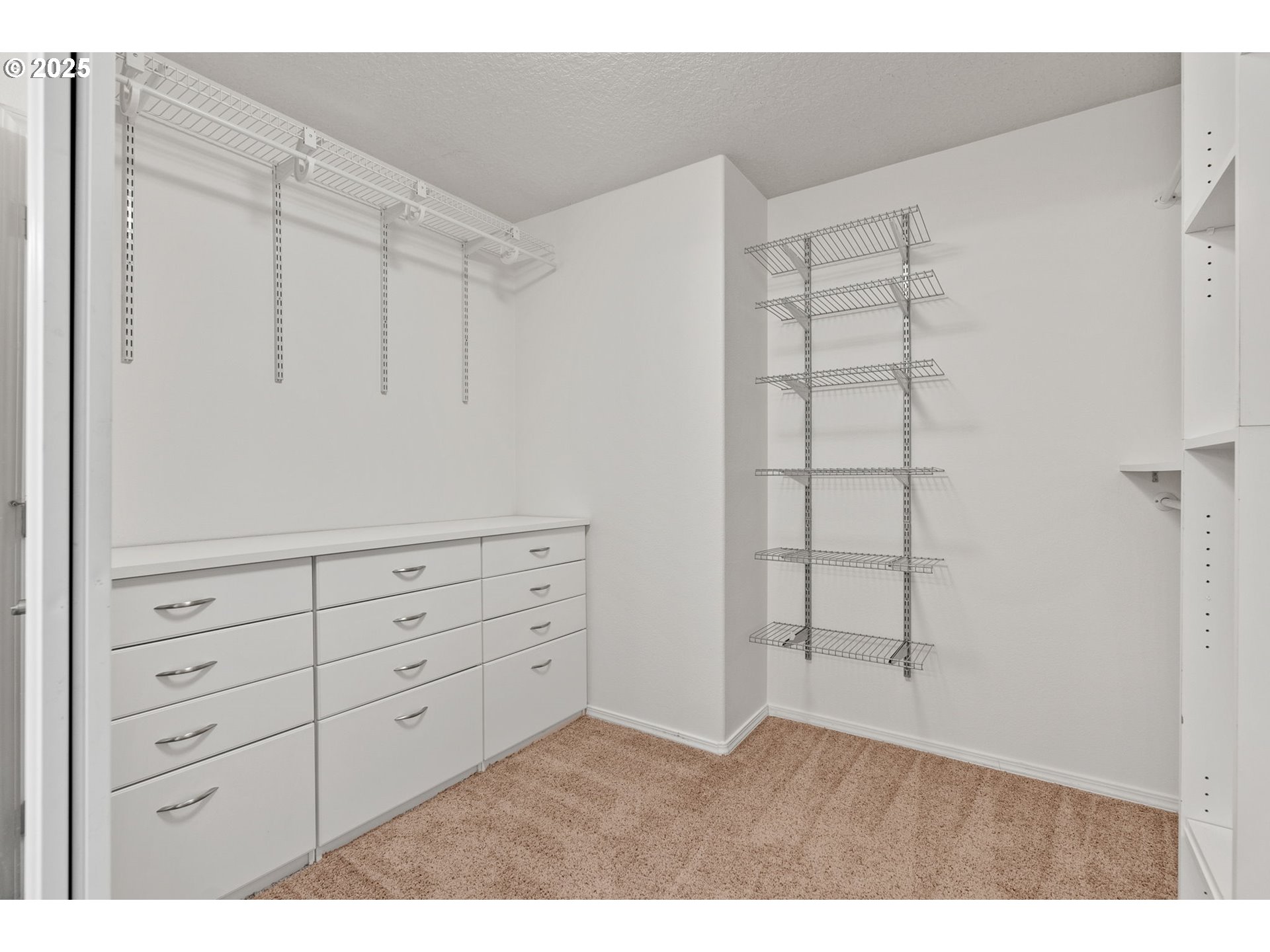 14728 Southwest 117th Place Portland, OR 97224 - Photo 37 of 48 Gallery Image 37
