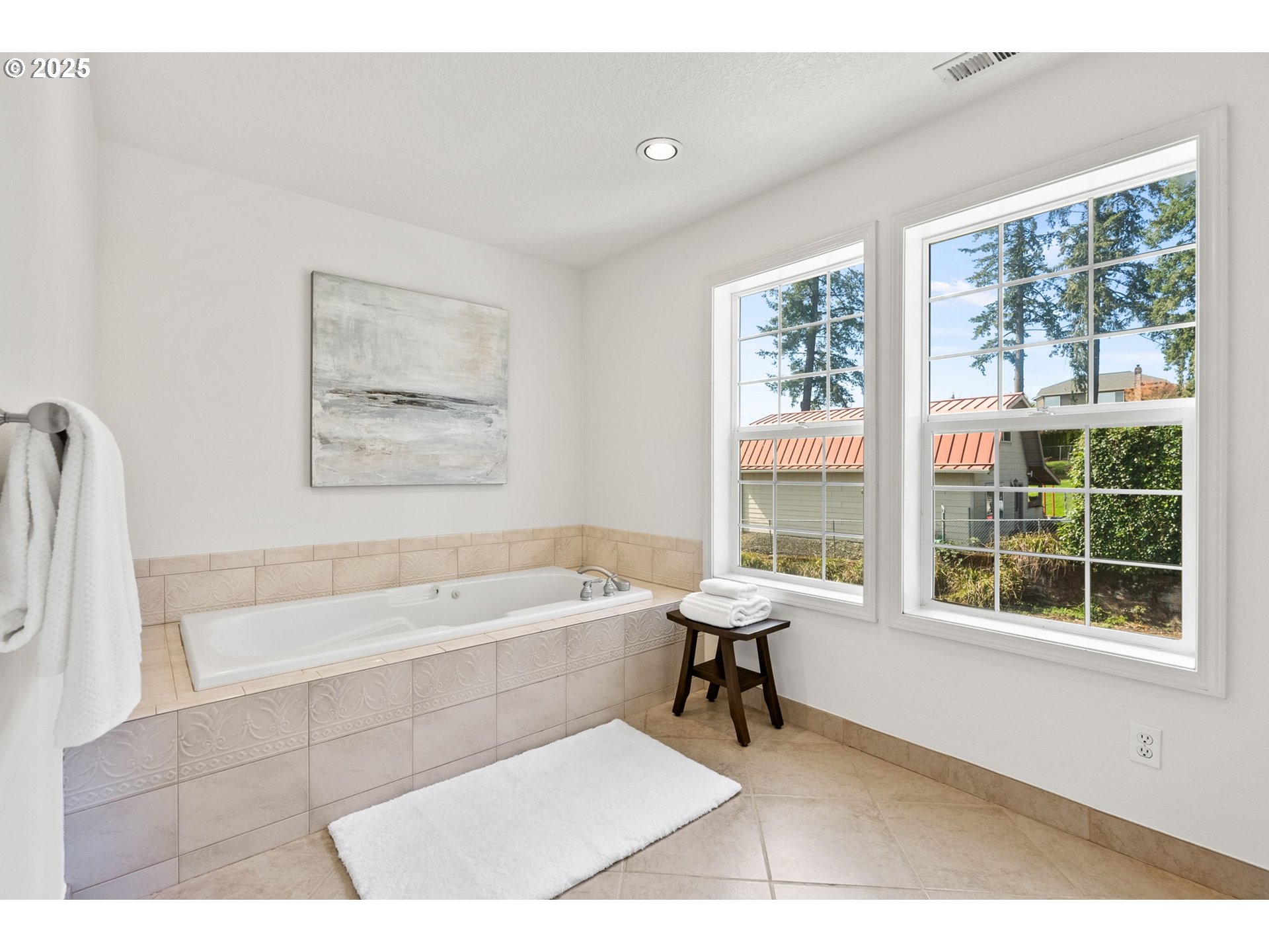14728 Southwest 117th Place Portland, OR 97224 - Photo 39 of 48 Gallery Image 39