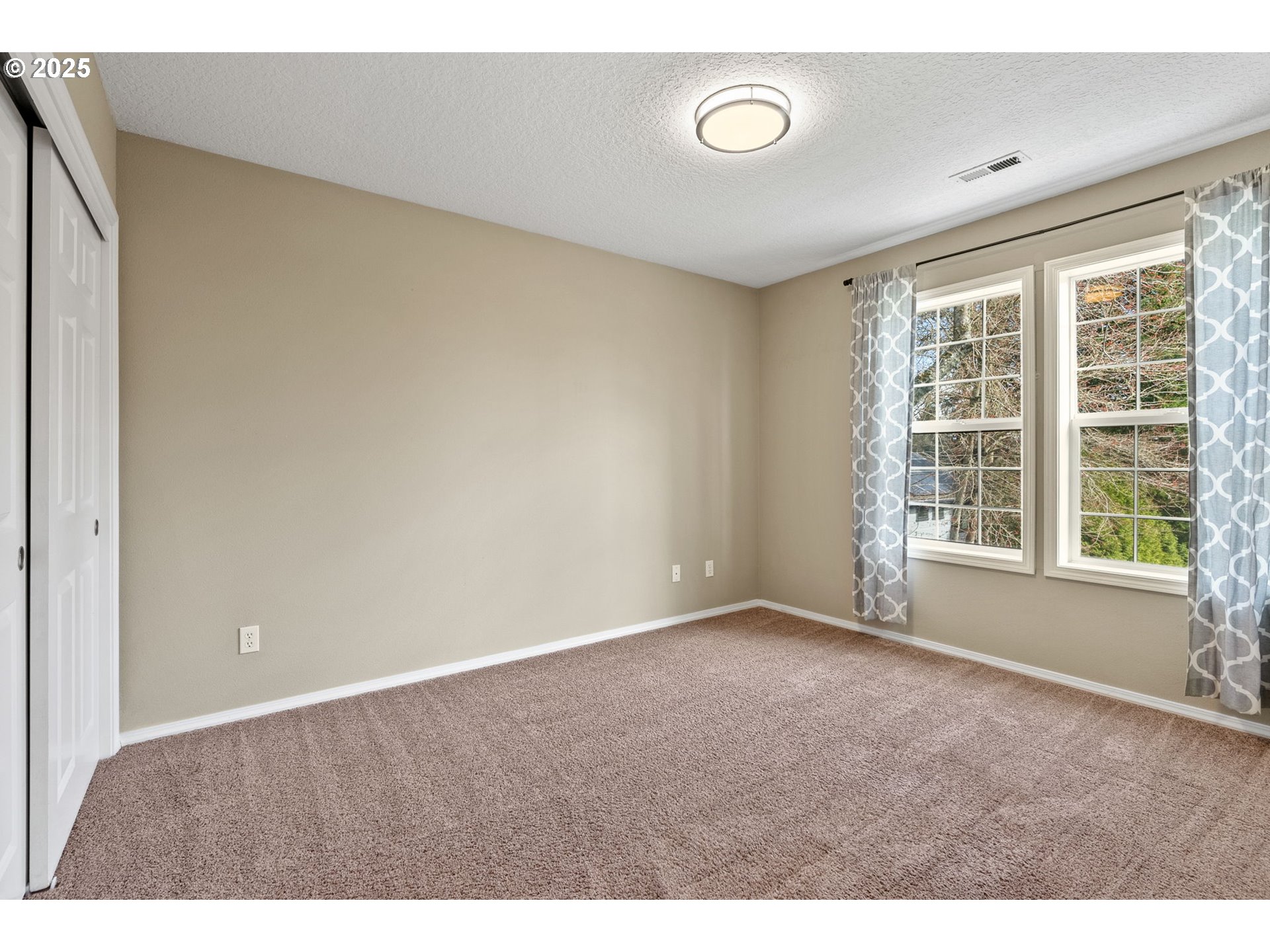 14728 Southwest 117th Place Portland, OR 97224 - Photo 40 of 48 Gallery Image 40