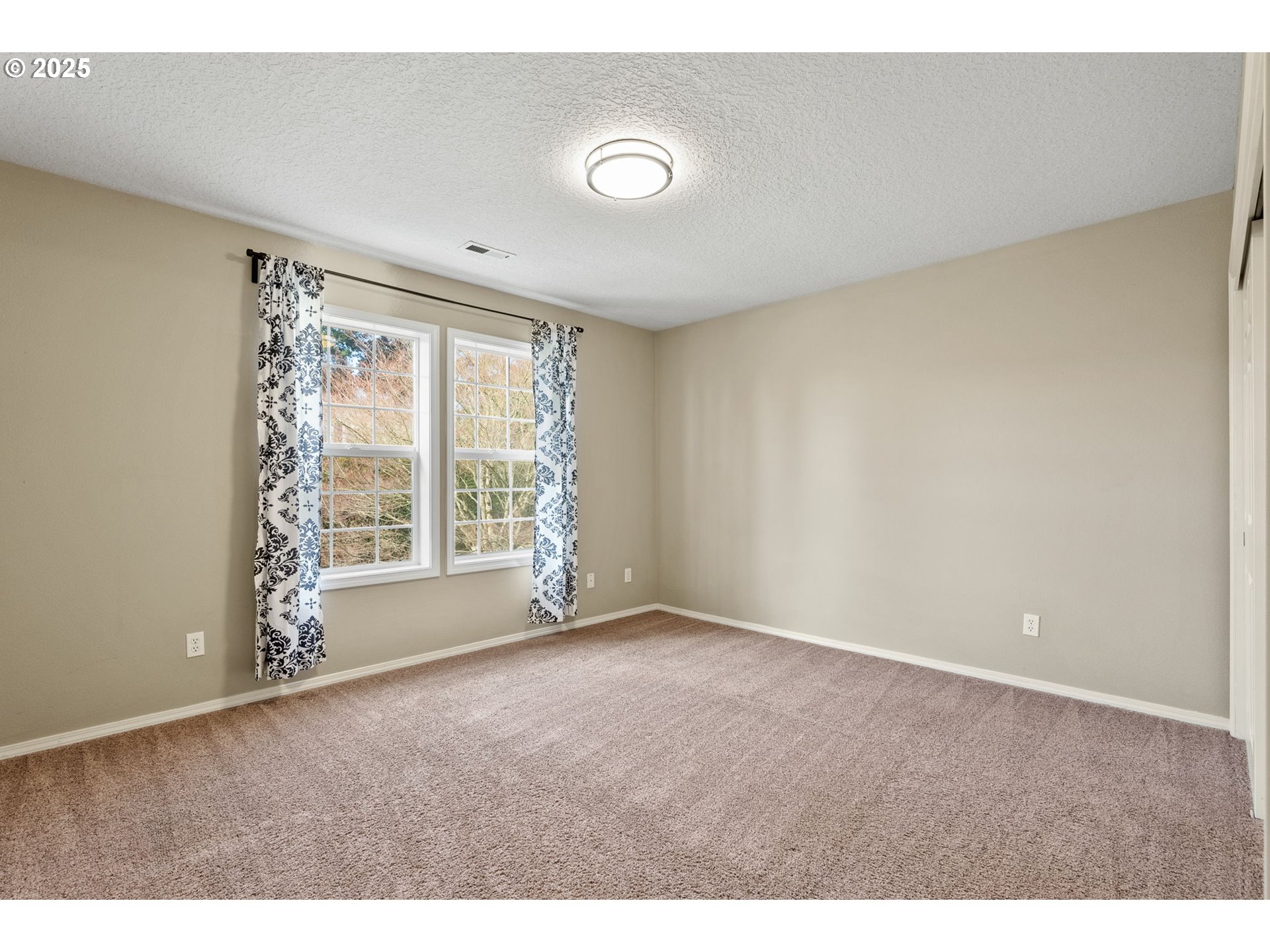 14728 Southwest 117th Place Portland, OR 97224 - Photo 42 of 48 Gallery Image 42