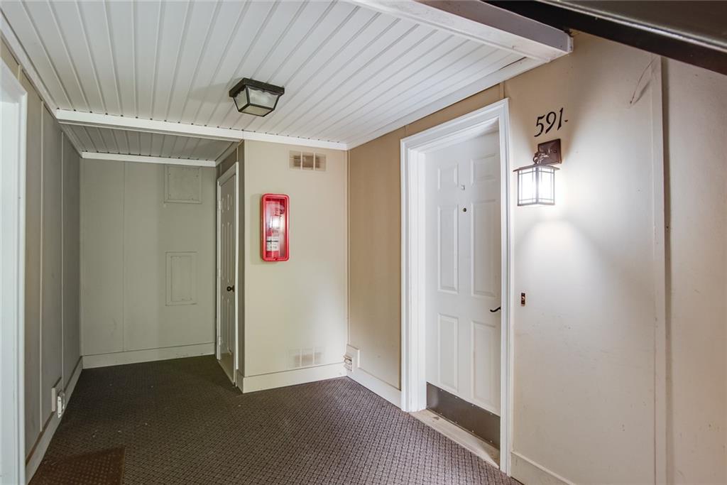 591 Emory Oaks Way, Unit 591 Decatur, GA 30033 - Photo 3 of 33
