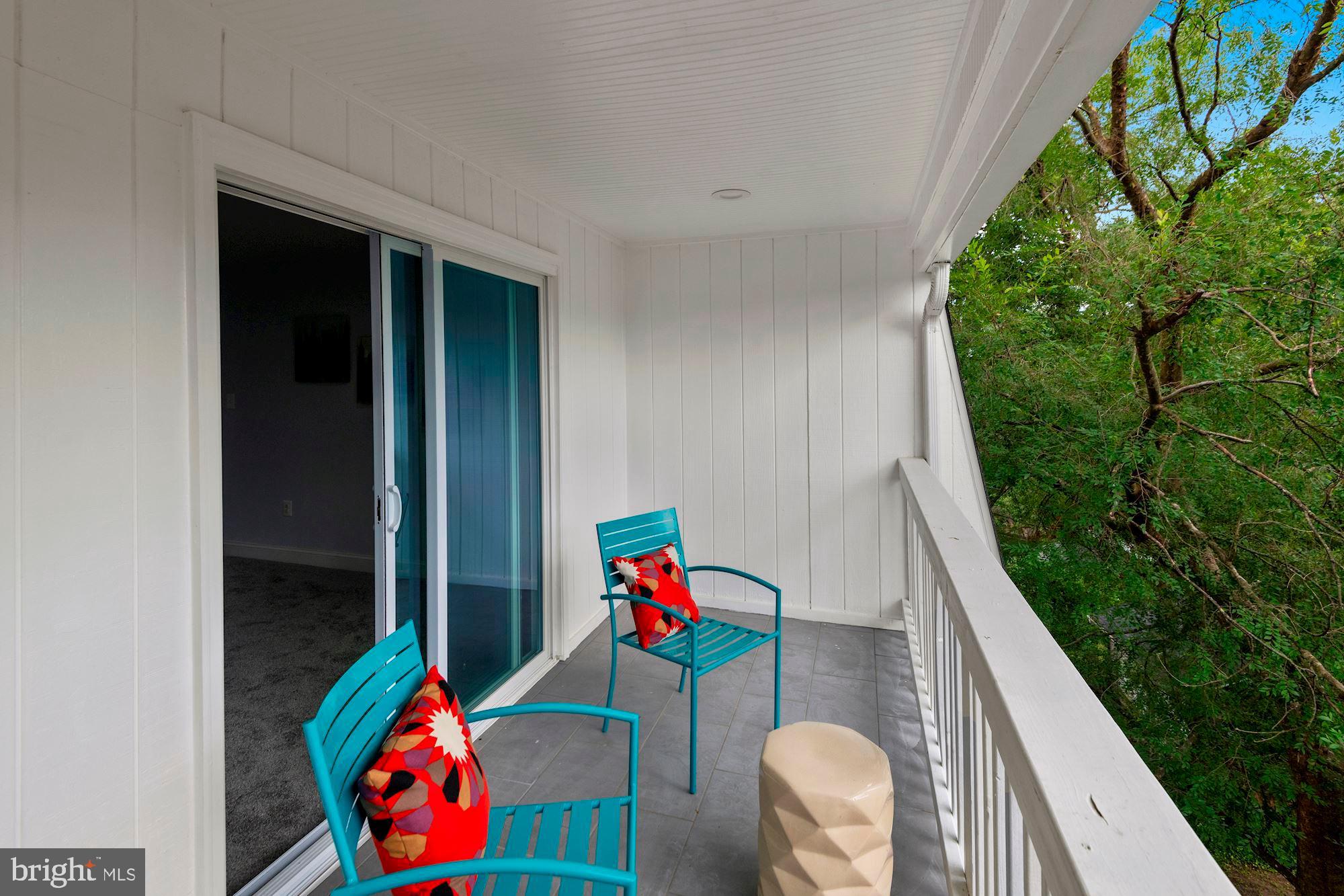 603 Orkney Road Baltimore, MD 21212 - Photo 38 of 46 Side Porch_Upper 2 Level