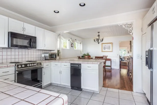 $2,600,000 | 2962 Club Road, Pebble Beach, CA 93953