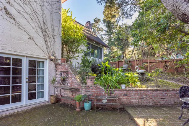 $2,600,000 | 2962 Club Road, Pebble Beach, CA 93953