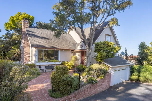 $2,600,000 | 2962 Club Road, Pebble Beach, CA 93953