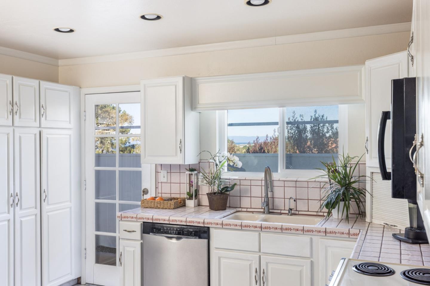 2962 Club Road Pebble Beach, CA 93953 - Photo 10 of 30