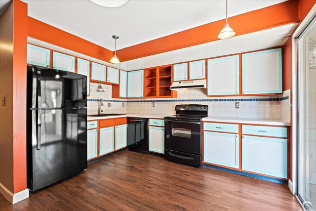 $199,000 | 110 Glenview Drive, Lawrence, KS 66049