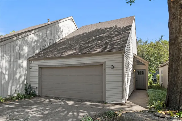 $199,000 | 110 Glenview Drive, Lawrence, KS 66049