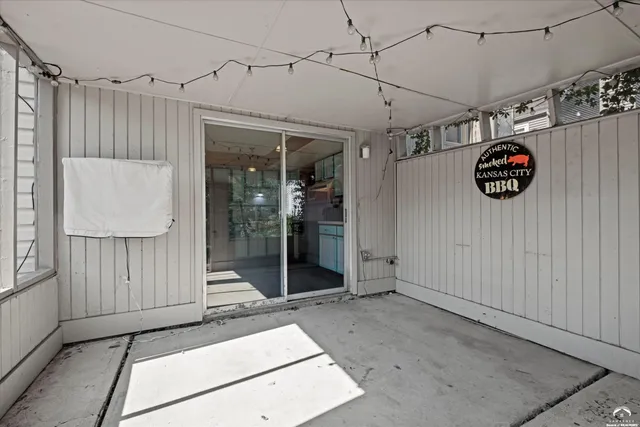 $199,000 | 110 Glenview Drive, Lawrence, KS 66049