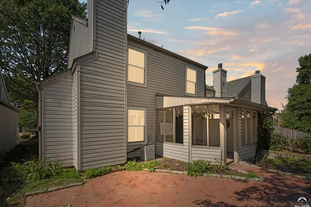 $199,000 | 110 Glenview Drive, Lawrence, KS 66049