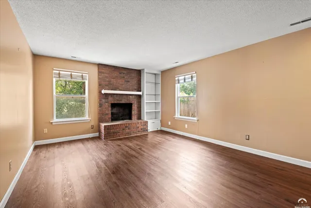 $199,000 | 110 Glenview Drive, Lawrence, KS 66049
