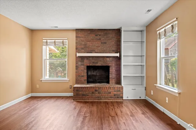 $199,000 | 110 Glenview Drive, Lawrence, KS 66049