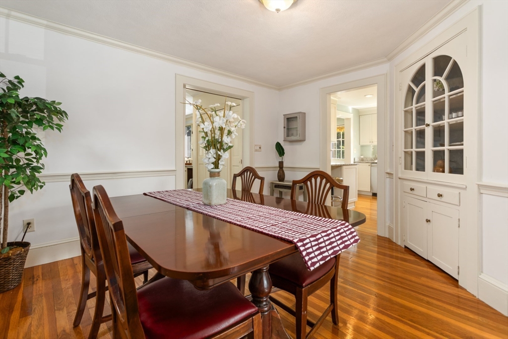 6 Vale Road Reading, MA 01867 - Photo 11 of 40 Gallery Image 11
