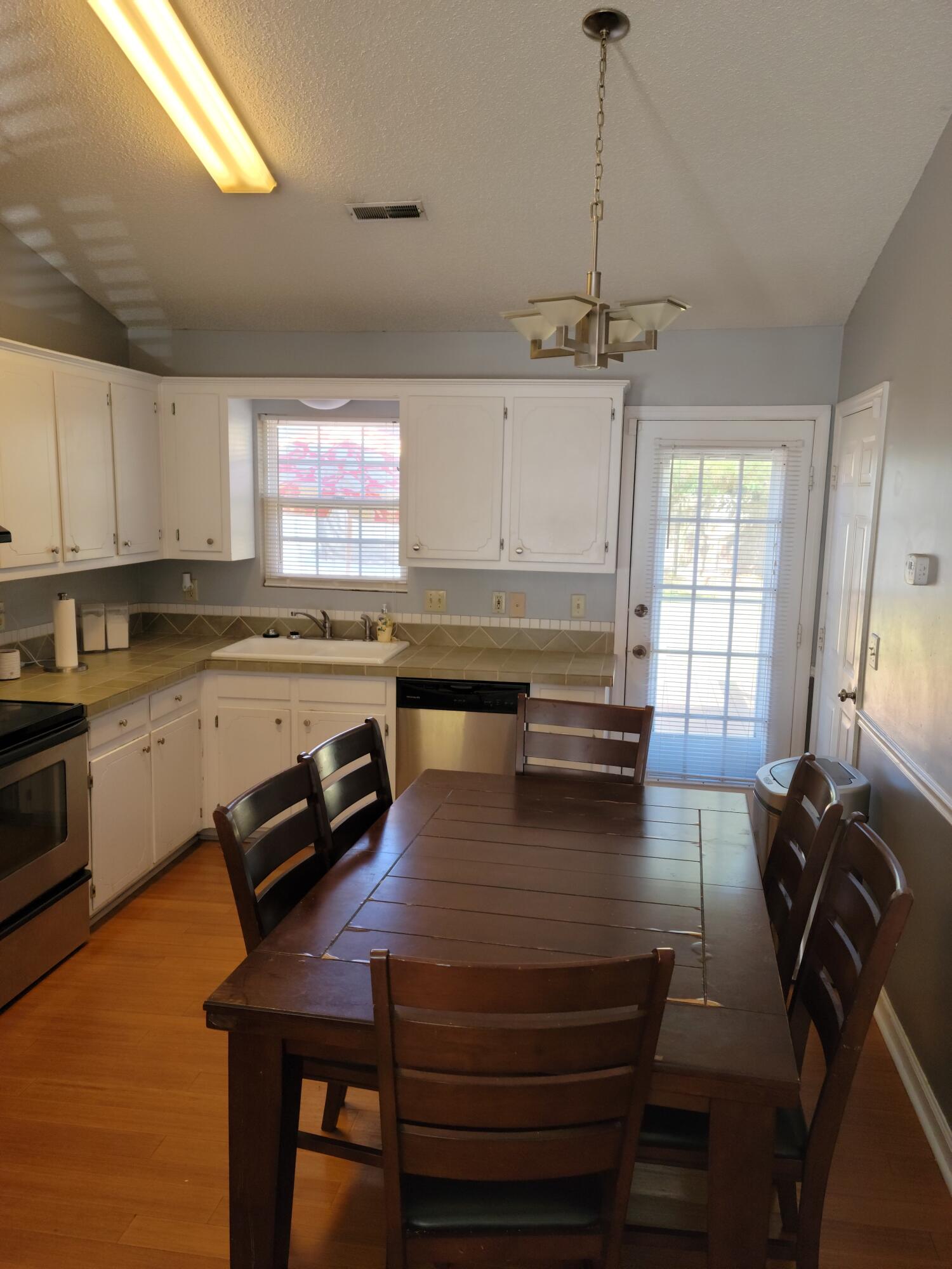 169 Two Hitch Road Goose Creek, SC 29445 - Photo 5 of 14 Eat-In Kitchen