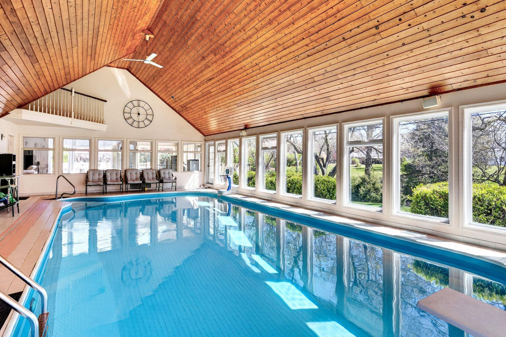 2433 Brookwood Road Columbus, OH 43209 - Photo 35 of 105 Indoor Pool