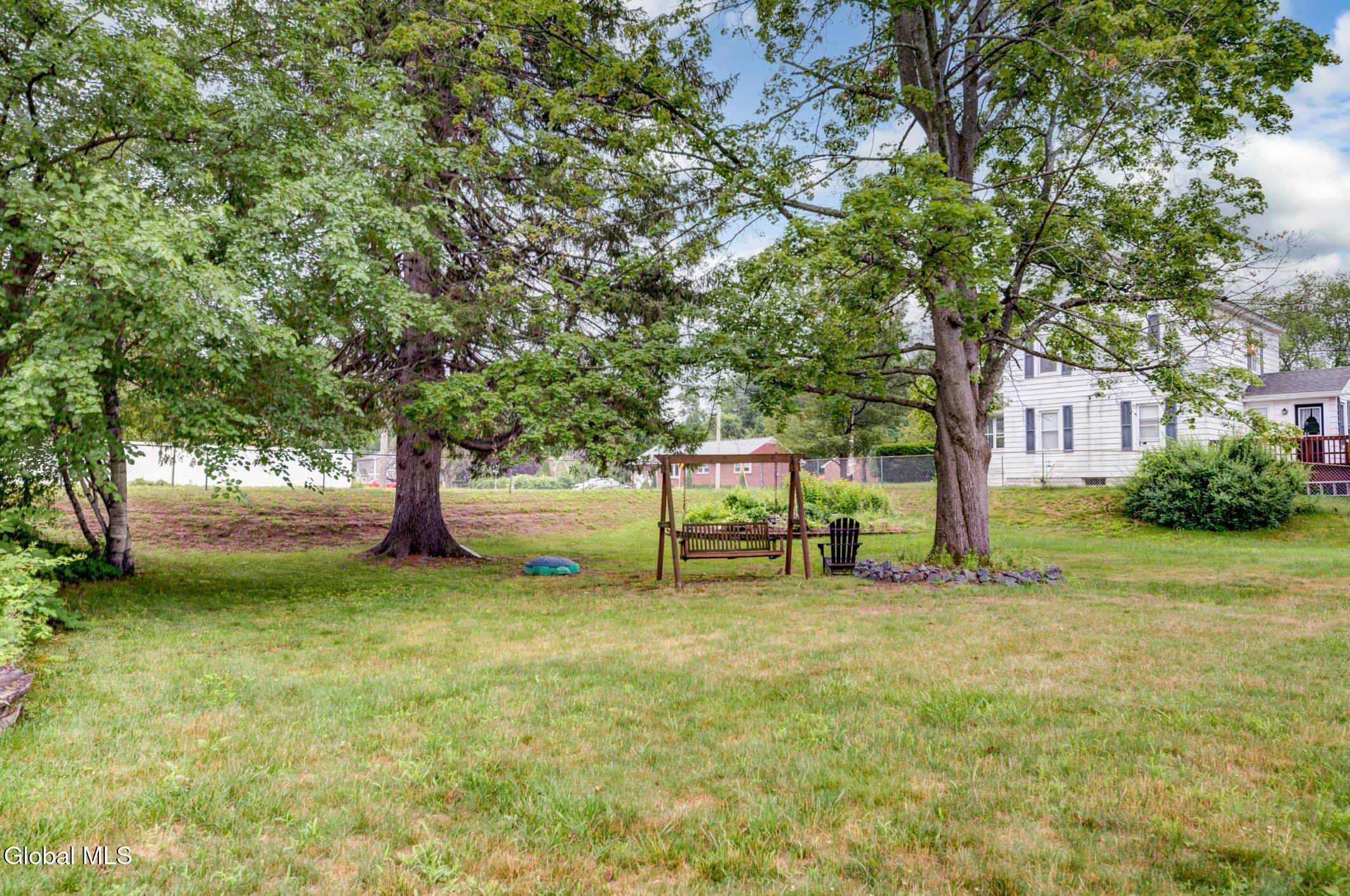 221 Schoolhouse Road Guilderland, NY 12203 - Photo 38 of 51 7-221 Schoolhouse