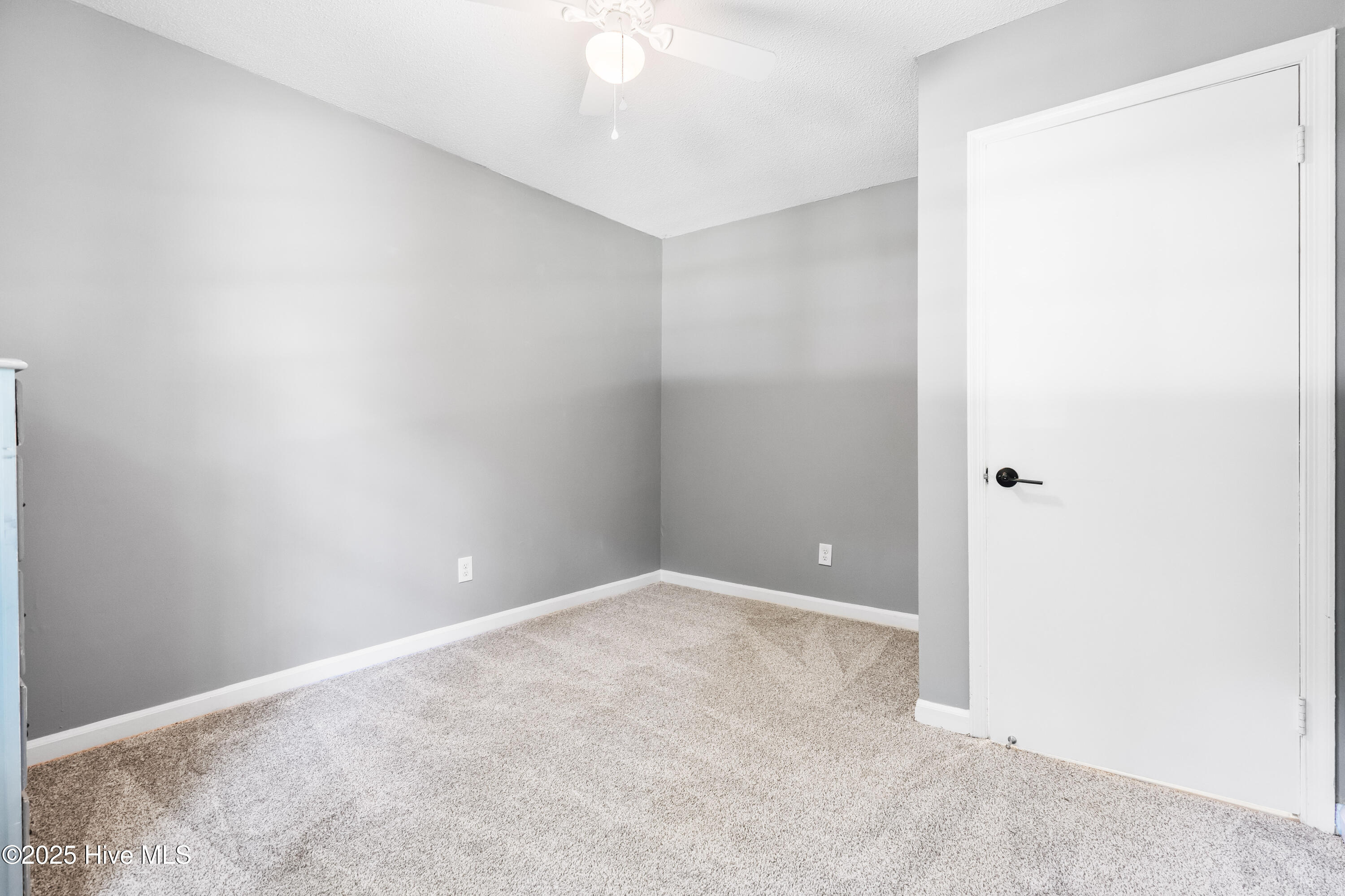 4001 Pin Oak Road Raleigh, NC 27604 - Photo 17 of 33 DSC00935