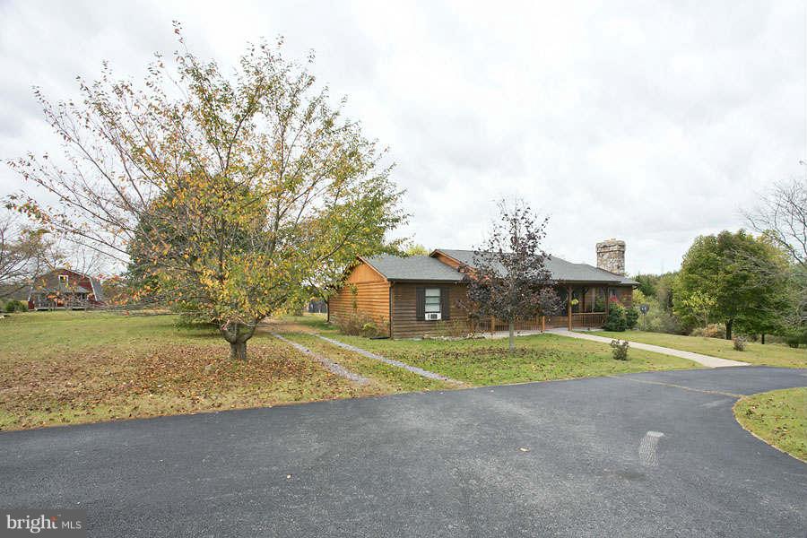 1455 Chestnut Grove Road Winchester, VA 22603 - Photo 2 of 29 Exterior (General)