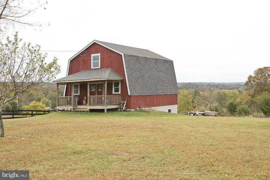 1455 Chestnut Grove Road Winchester, VA 22603 - Photo 18 of 29 Exterior (General)