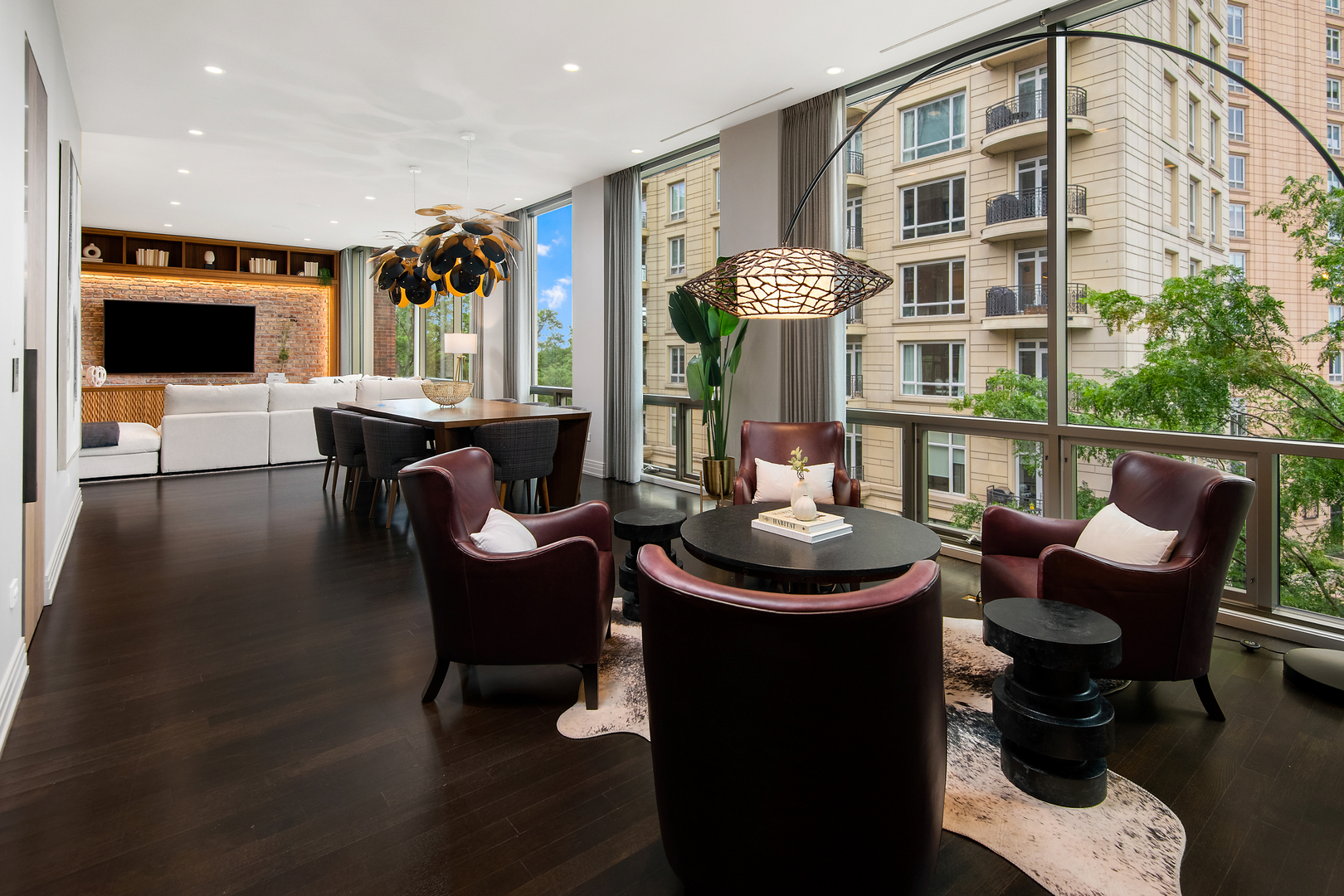 416 West Deming Place, Unit 4 Chicago, IL 60614 - Photo 7 of 36 a living room with furniture and a fireplace