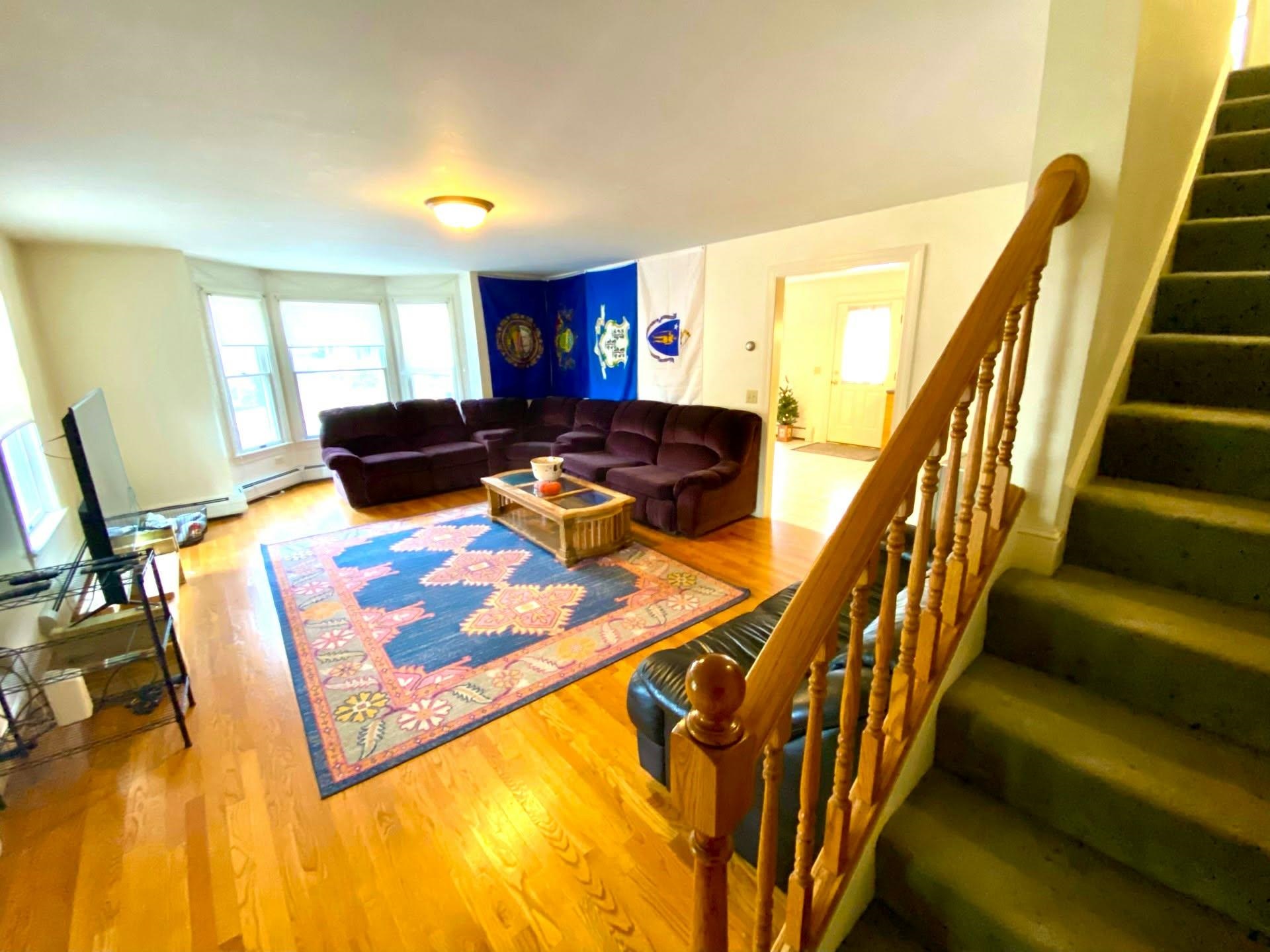 11 Horne Street Dover, NH 03820 - Photo 3 of 4