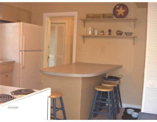 12 Hapgood Road Worcester, MA 01605 - Photo 11 of 19 Gallery Image 11