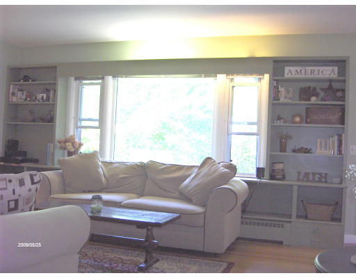 12 Hapgood Road Worcester, MA 01605 - Photo 4 of 19 Gallery Image 4