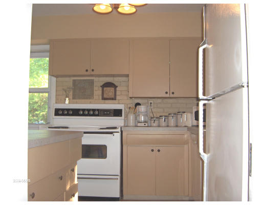 12 Hapgood Road Worcester, MA 01605 - Photo 9 of 19 Gallery Image 9