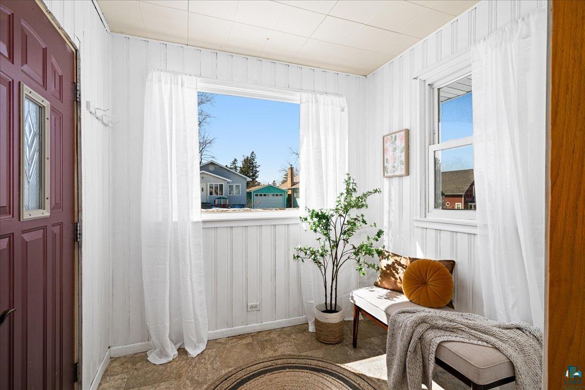 216 3rd Street Cloquet, MN 55720 - Photo 4 of 46