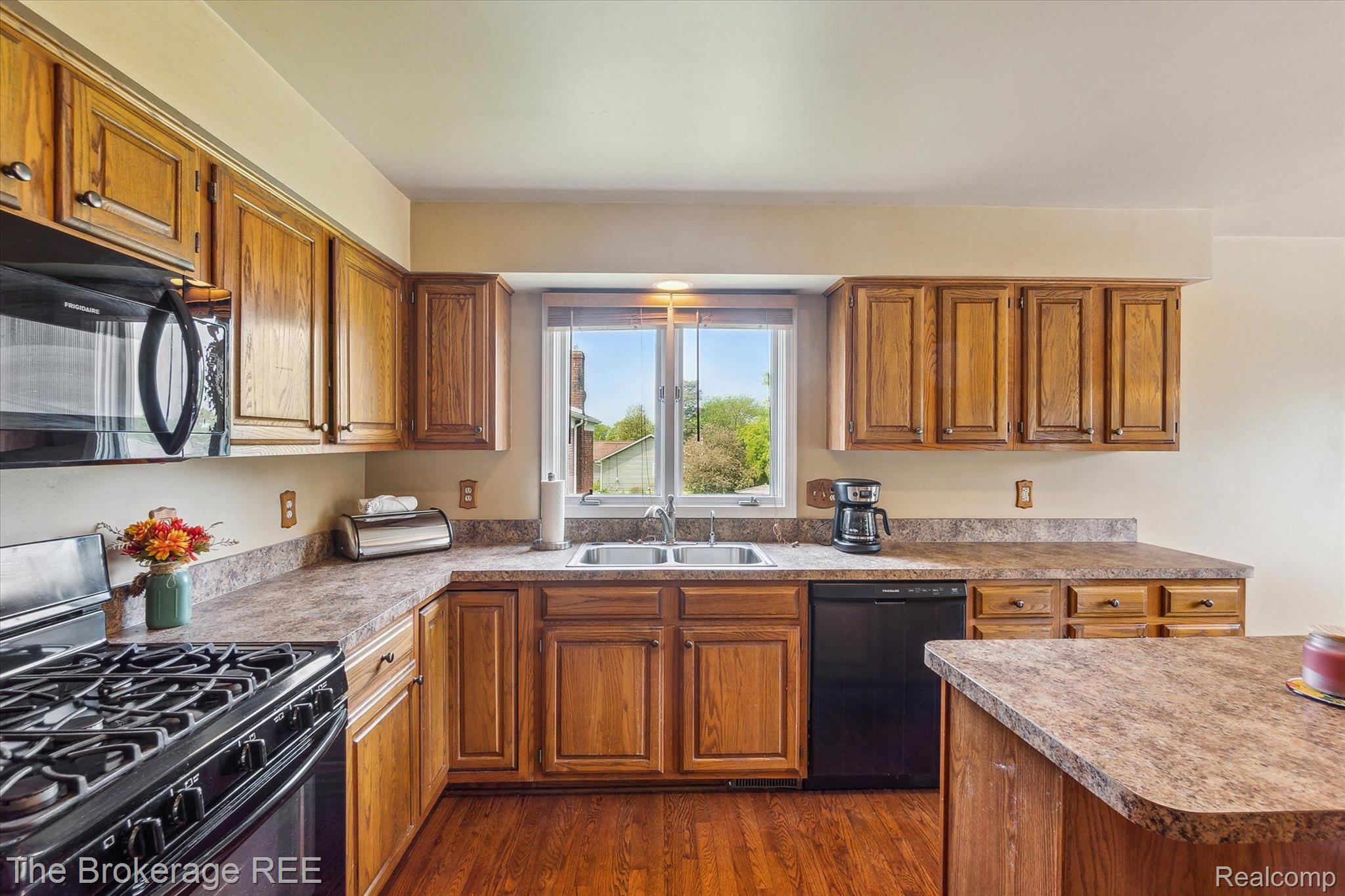 3640 Morgan Road Lake Orion, MI 48359 - Photo 15 of 40 Gallery Image 15