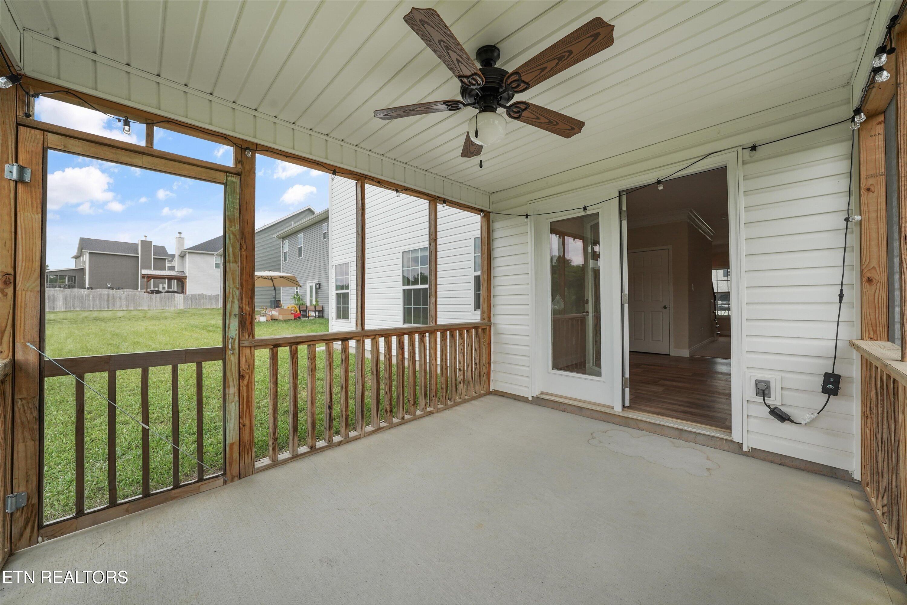 8217 Zenith Lane Powell, TN 37849 - Photo 25 of 44 25-8217 Zenith Ln 22